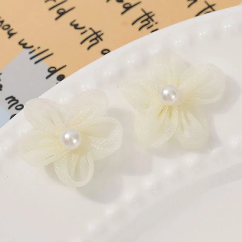 Applique Patch Flower - 100 قطعة زهرة غزل اللؤلؤ يزين