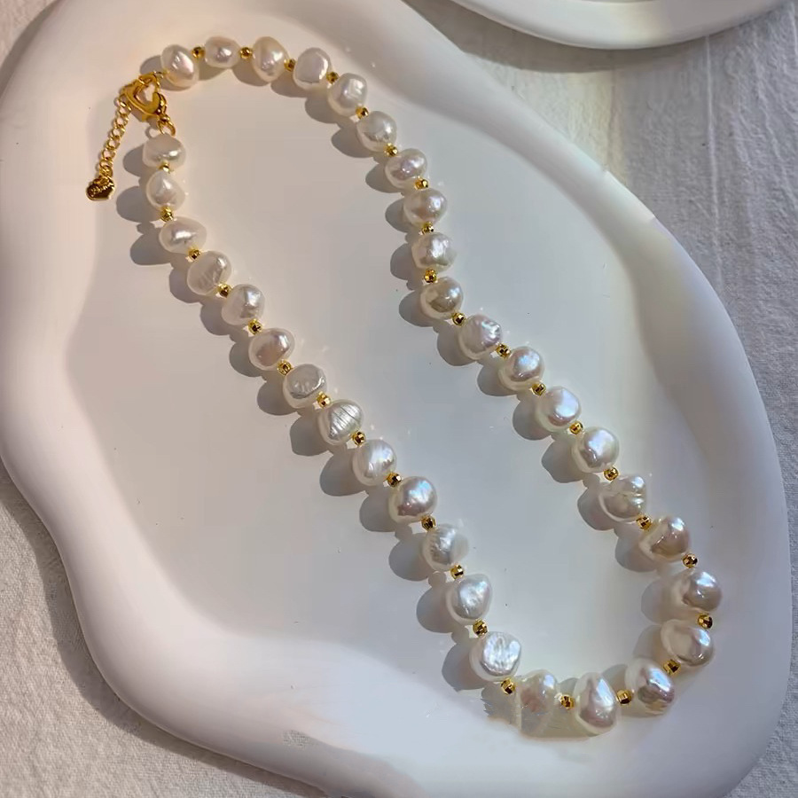مجوهرات باروك لؤلؤ المياه العذ - مراجعة Pearl Trim Chain وسعره