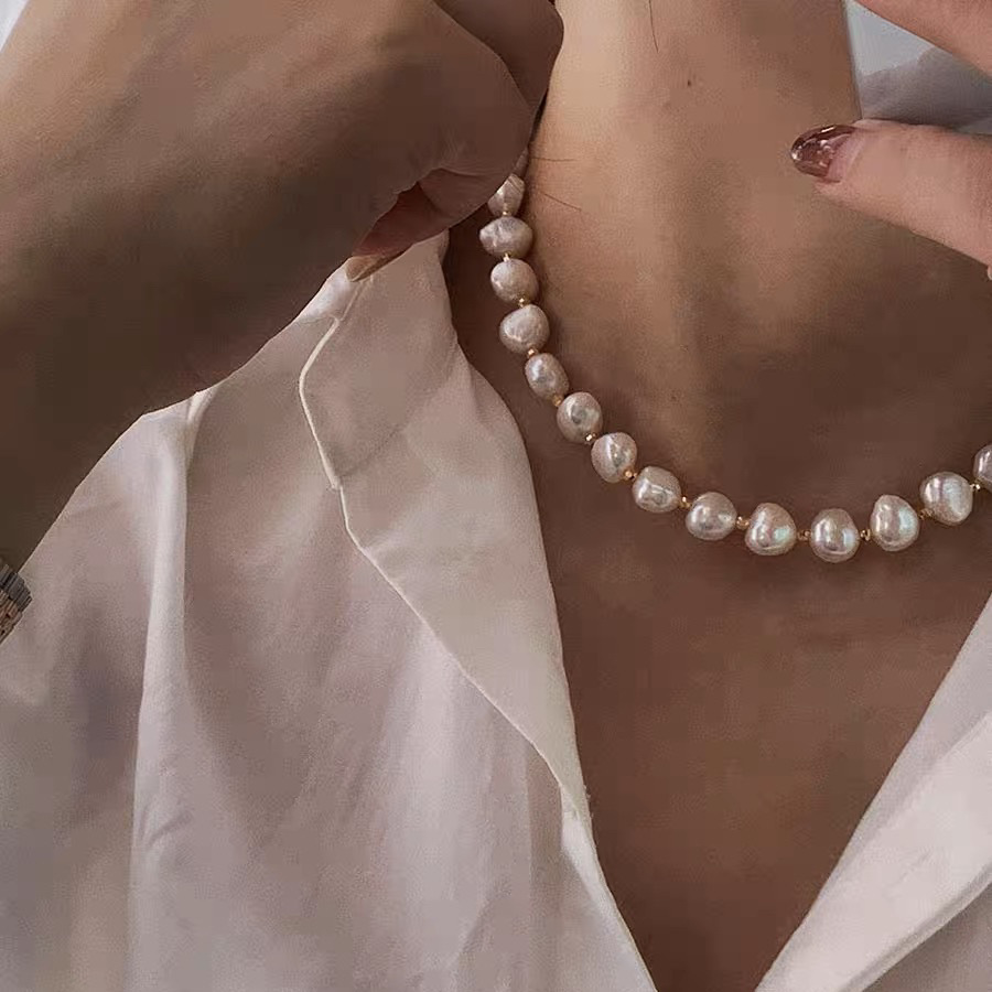 مجوهرات باروك لؤلؤ المياه العذ - مراجعة Pearl Trim Chain وسعره