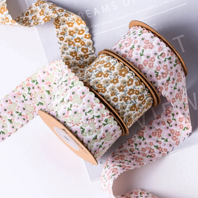 5 ياردة 25/38 مللي متر متموجة  - مراجعة Velvet Ribbon Roll وسعره