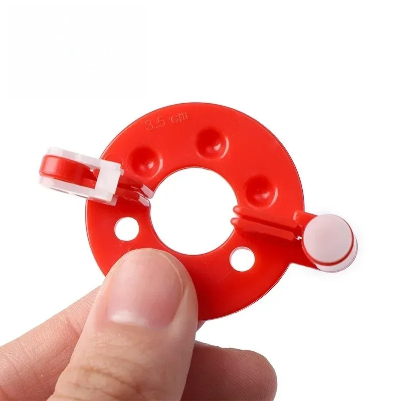 أداة صنع كرات البوم بوم بأربعة - مراجعة Pom Pom Maker Tool وسعره