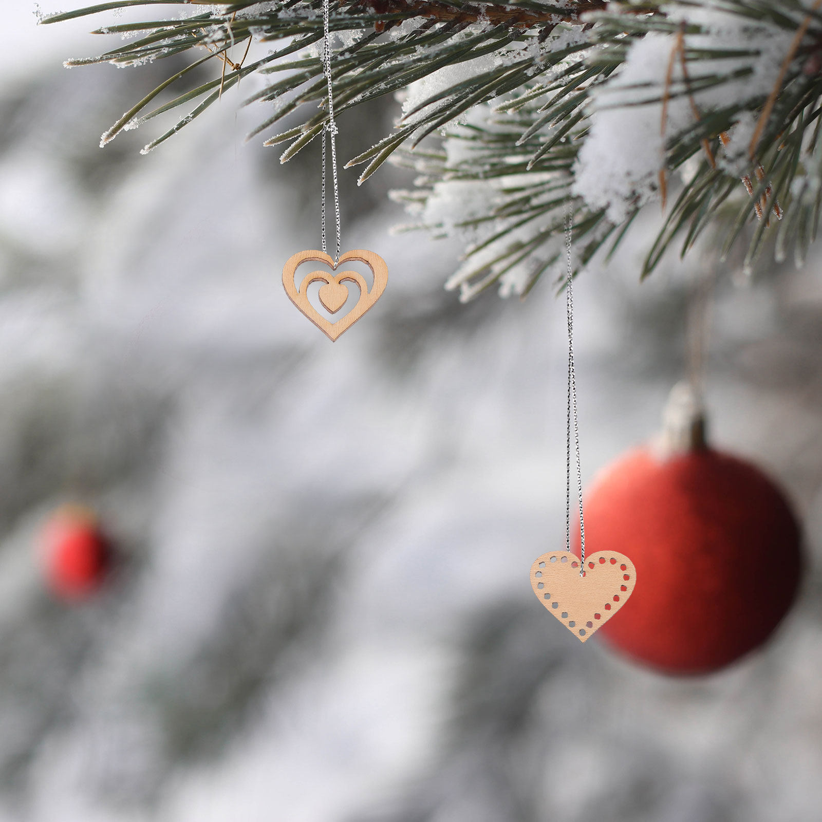 مجموعة واحدة من قطع القلوب الخ - مراجعة Christmas Craft Embellishment وسعره