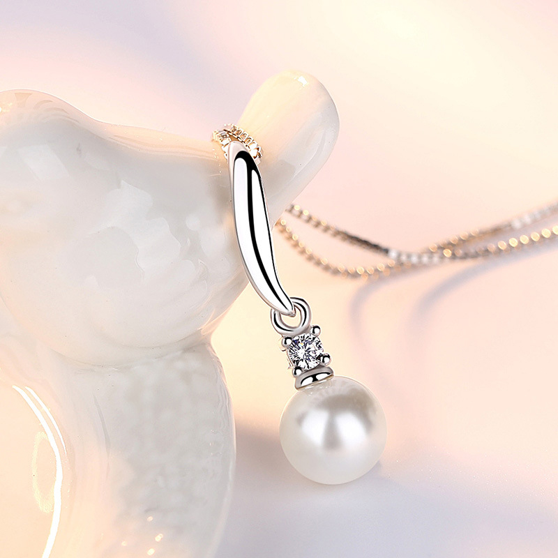 قلادة من الفضة الإسترليني عيار - مراجعة Pearl Trim Chain وسعره